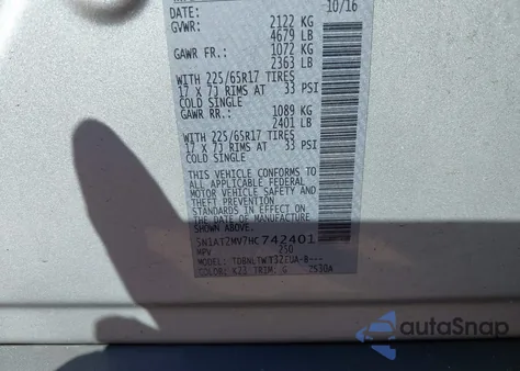 2017 Nissan Rogue Sv z USA, uszkodzony, nr VIN 5N1AT2MV7HC742401